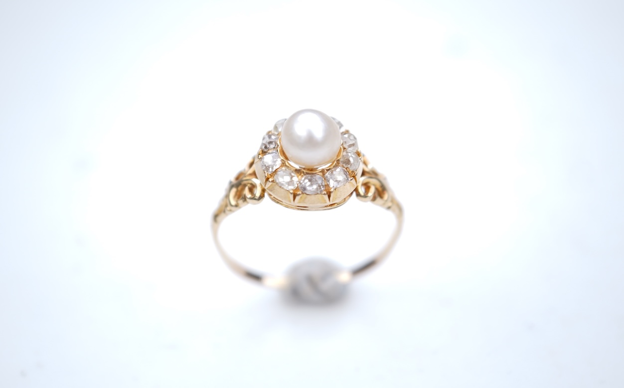 A Victorian pearl and diamond ring, late 19th century